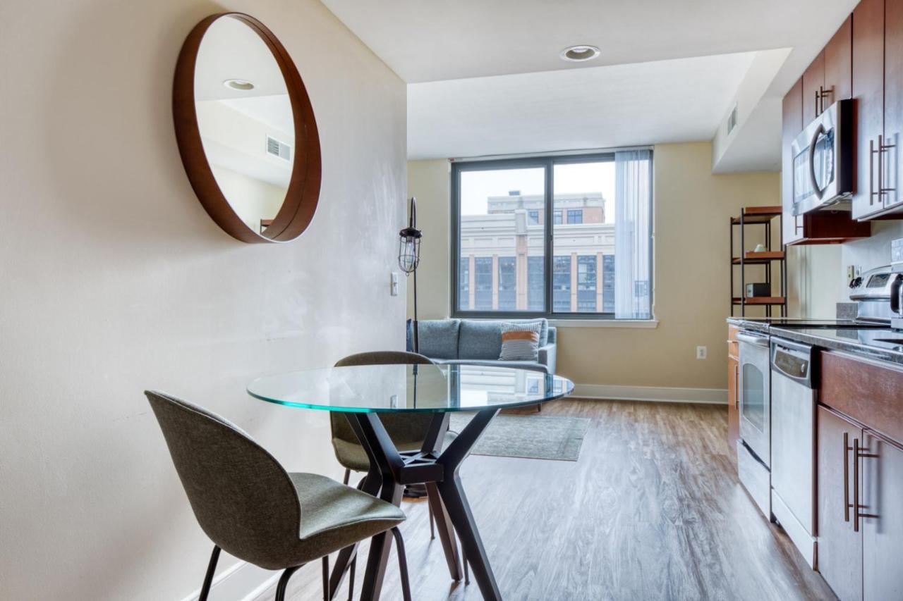 Mount Vernon 1br W Gym Pool Nr Convention Center Wdc-52 Washington